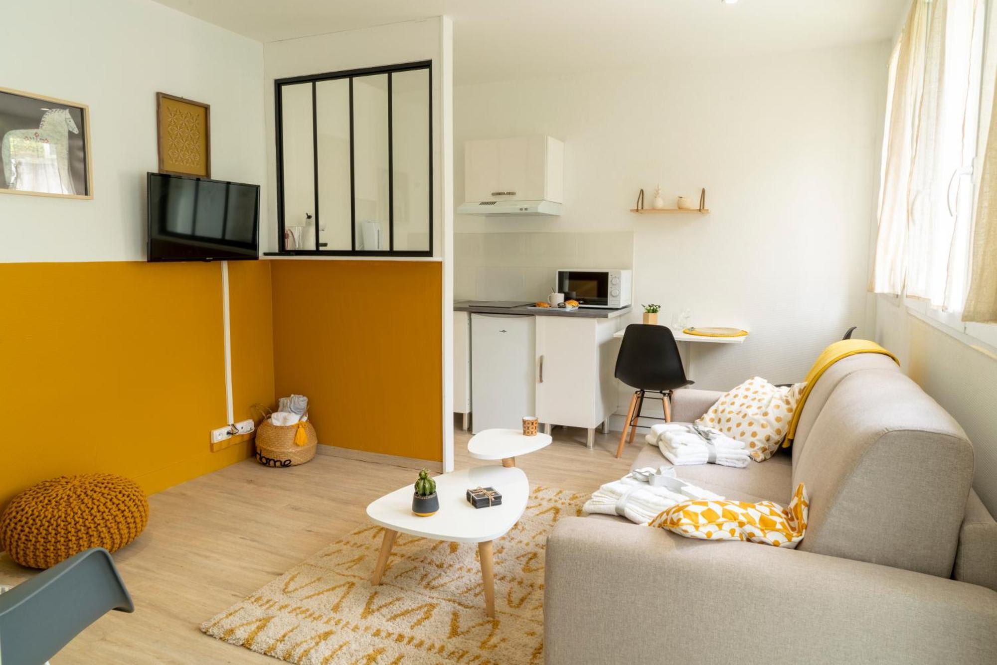 Stockholm- Studio Serenite Avec Jardin Charleville-Mézières 외부 사진